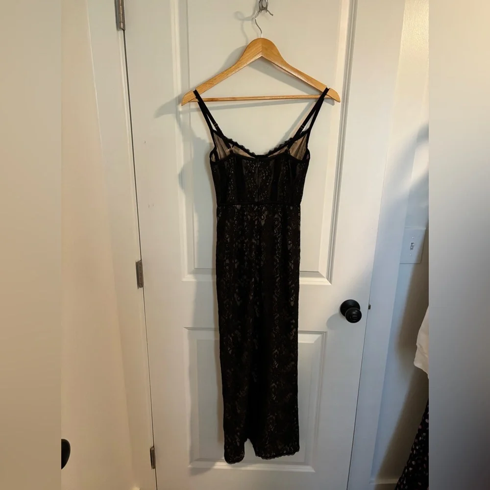 URBAN OUTFITTERS Angelica Corset Midi Dress Black Lace Front Slit Size Small - Picture 9 of 13